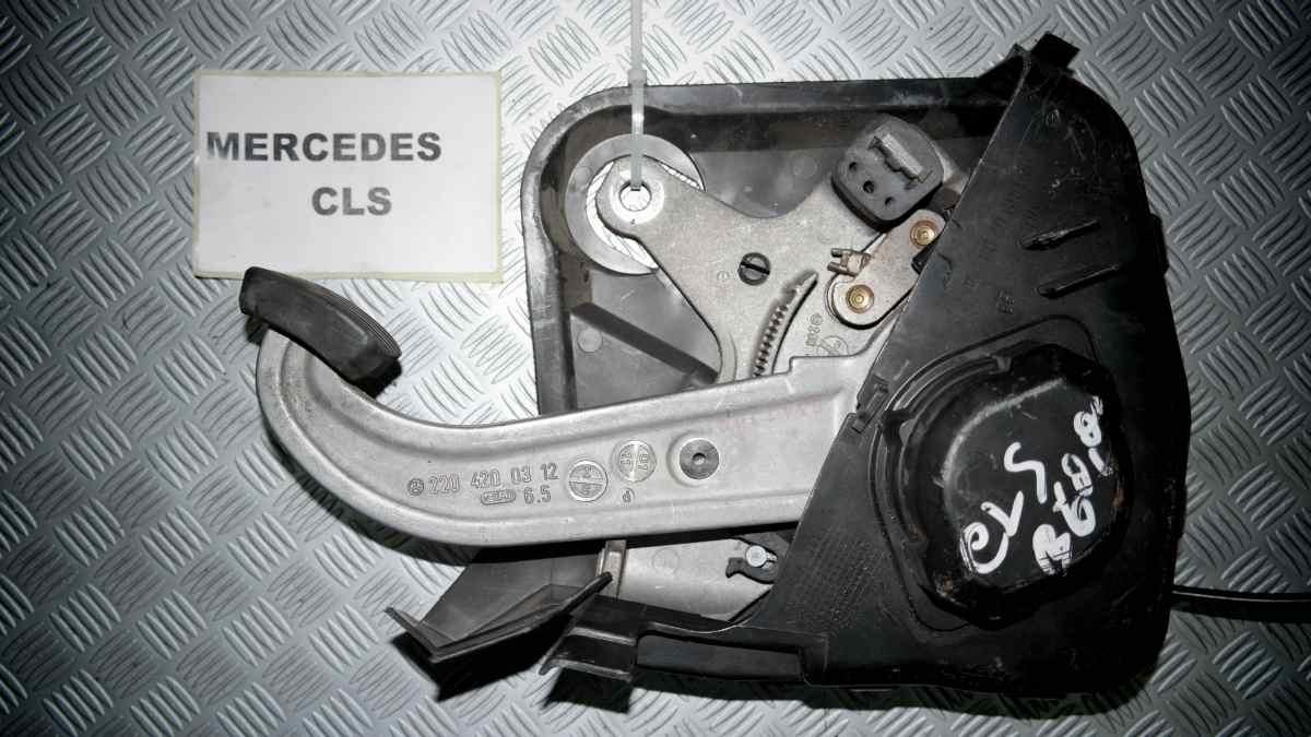 Mercedes cls 320 pedale freno a mano cod: 2204200312