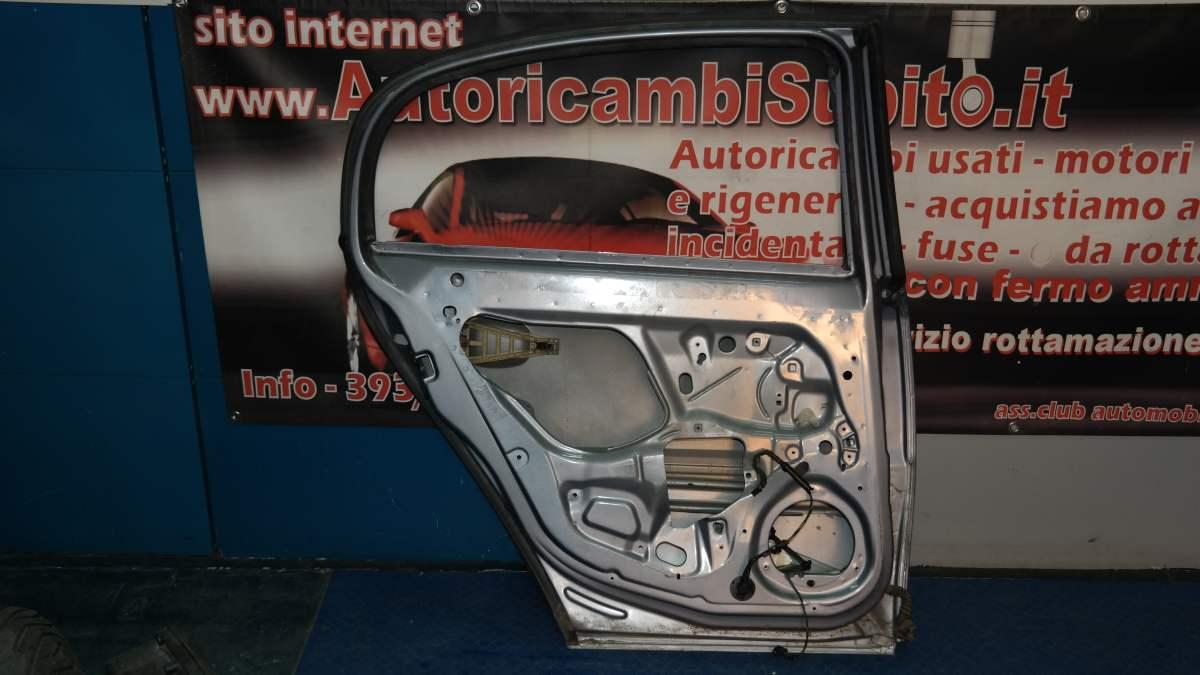 Opel vectra dal 2000 al 2005 portiera posteriore sx