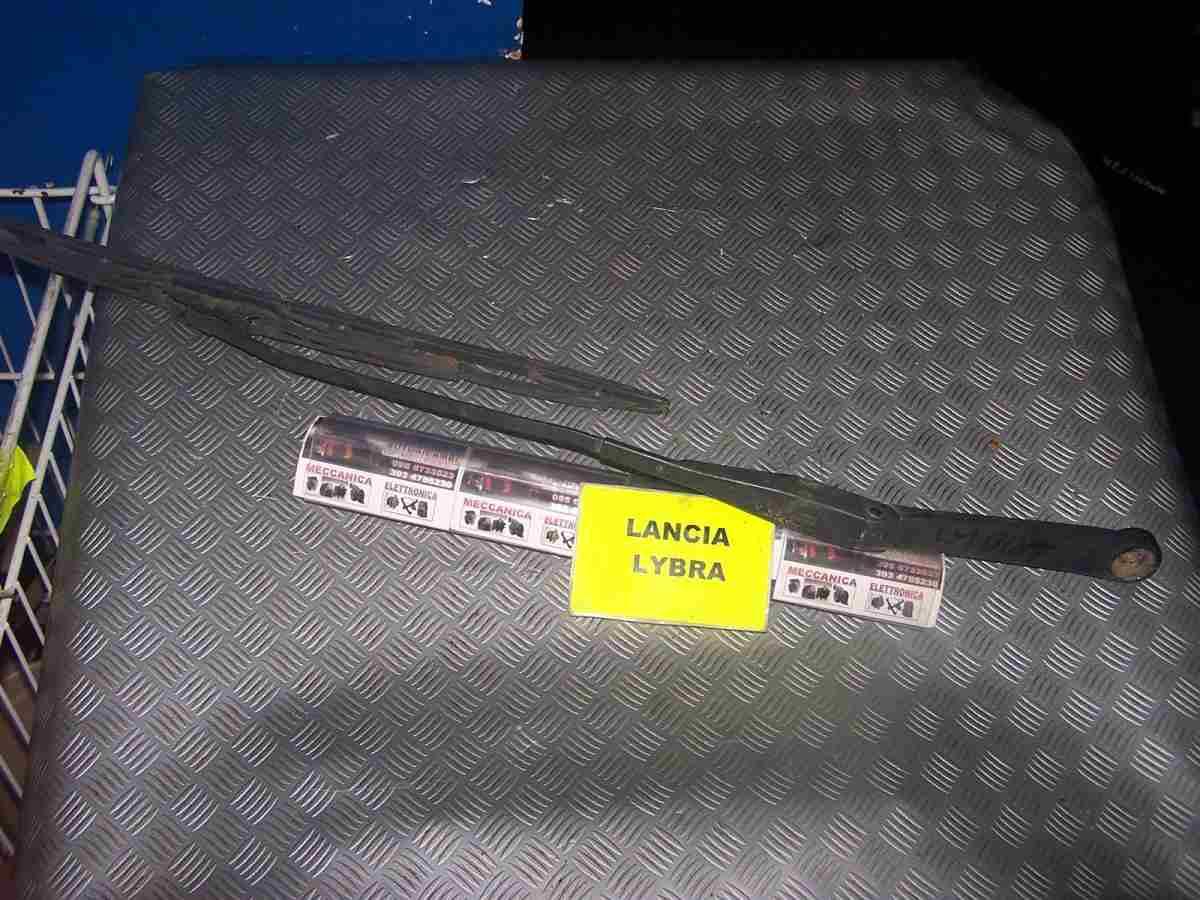 Lancia lybra dal 1999 al 2006 braccio tergicristallo anteriore