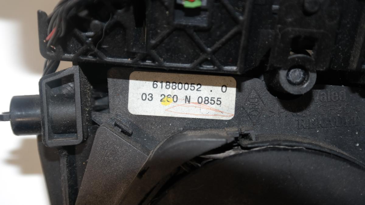 Renault scenic dal 2003 al 2008 61880052 devioluci