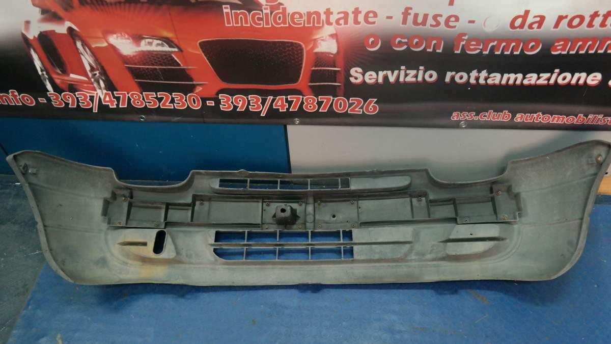 Renault twingo dal 1993 al 2007 paraurti anteriore