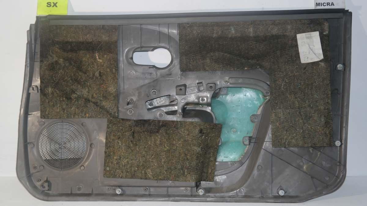 Nissan micra 3 porte dal 2003 al 2008 pannello portiera sx