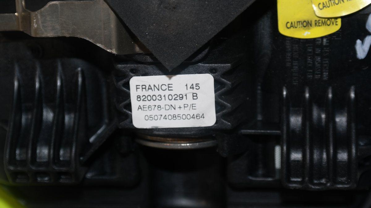 Renault scenic dal 2003 al 2008 8200310291b airbag volante