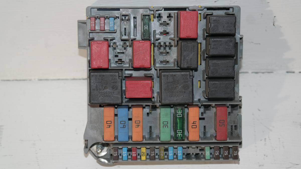 Fiat qubo dal 2008 codice: 51781452 portafusibili