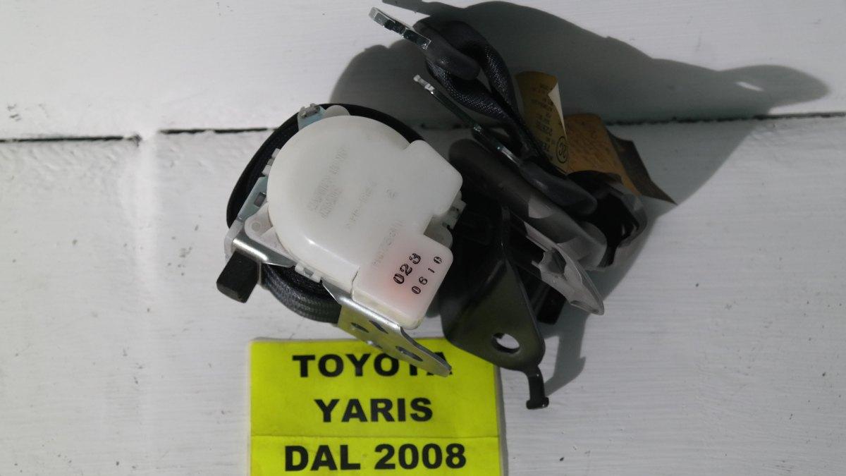 Toyota yaris dal 2006 al 2011 cintura di sicurezza post centr
