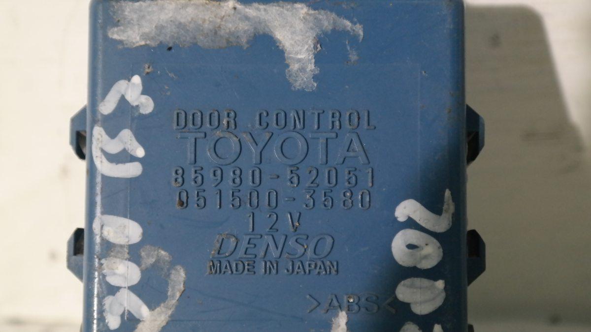 Toyota yaris 85980-52051 centralina di controllo denso
