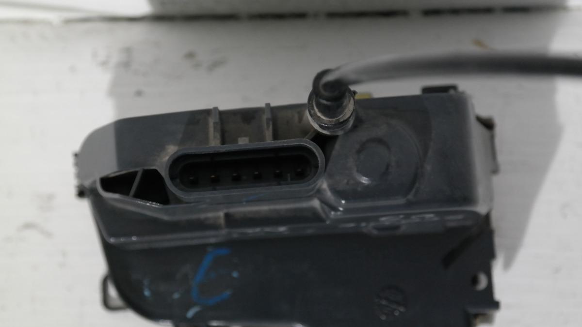 Renault scenic dal 2003 al 2008 chiusura porta posteriore dx