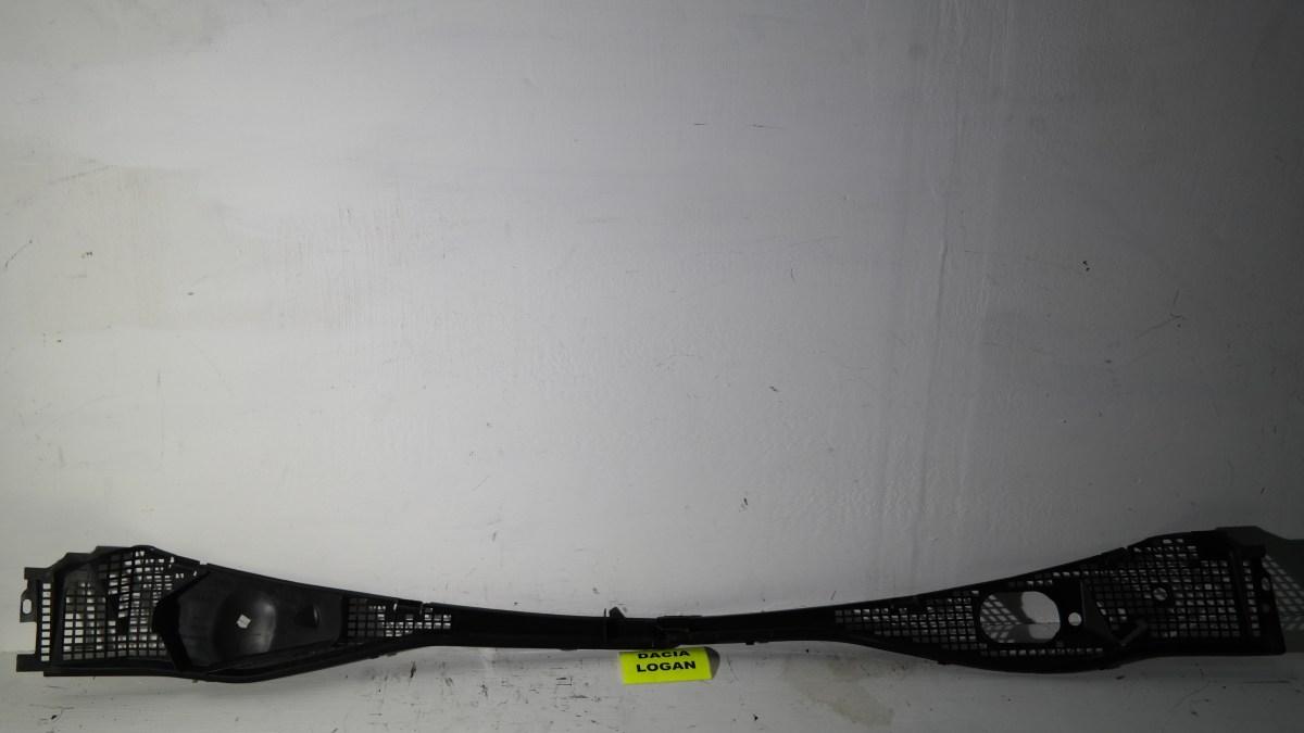 Dacia logan dal 2004 al 2010 plastica parabrezza / gocciolatoio