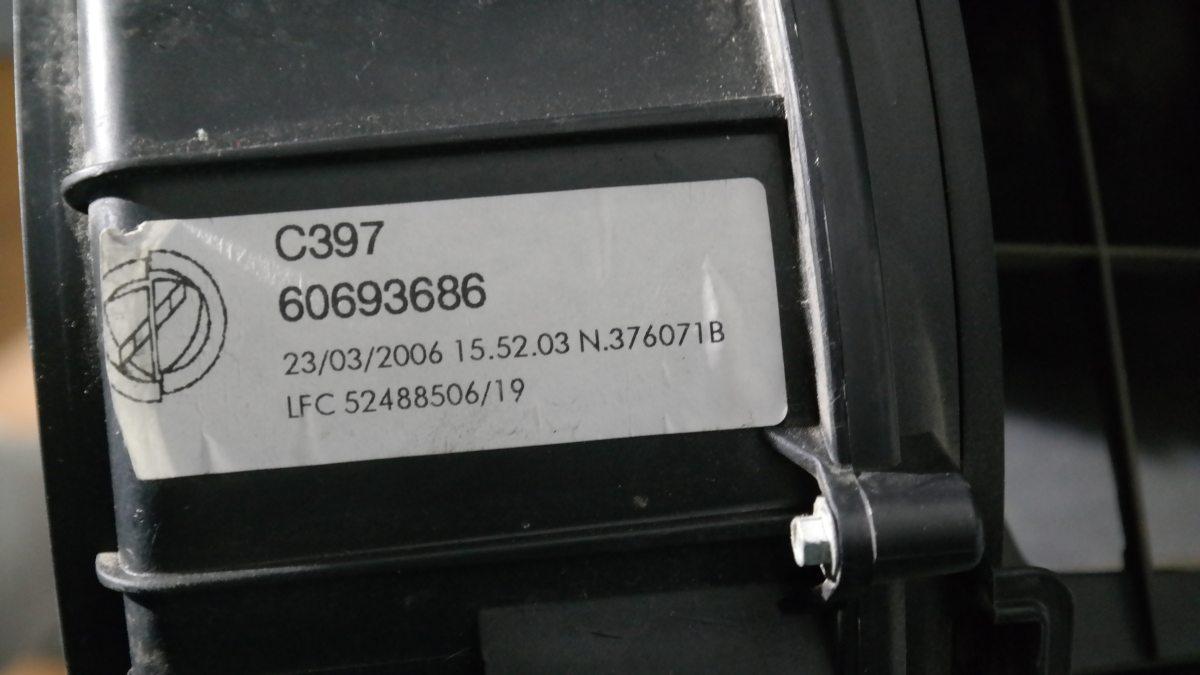 Alfa romeo 147 60693686 convogliatore impianto di riscaldamento