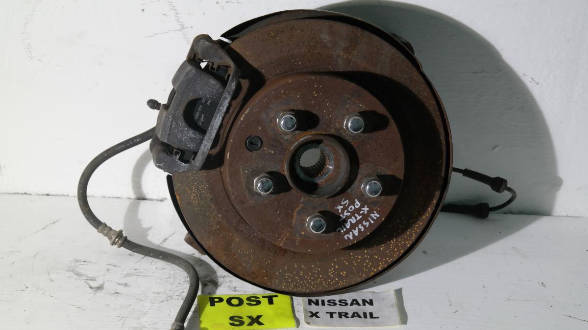 Nissan x-trail dal 2001 al 2006 montante posteriore sx