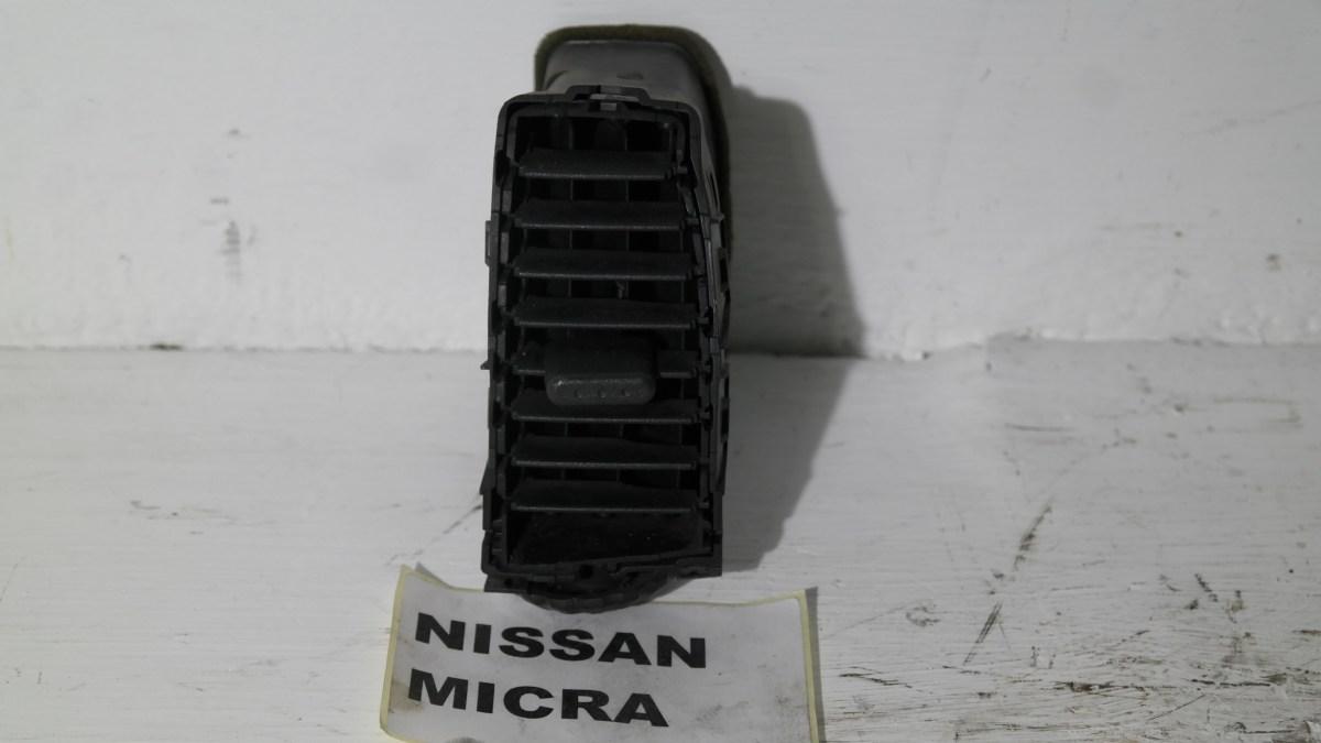 Nissan micra dal 2003 al 2008 bocchettone ariatore