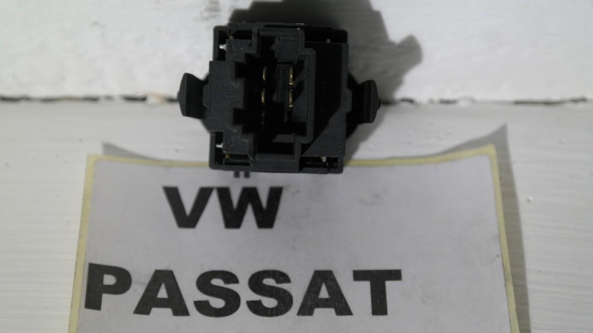 Vw passat dal 1997 al 2000 3b0941333c pulsante reg luci