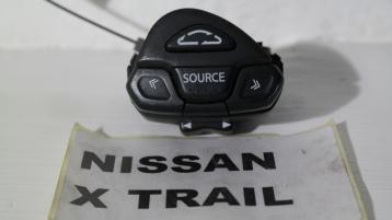 Nissan x trail dal 2001 al 2006 25552eq300 comandi autoradio