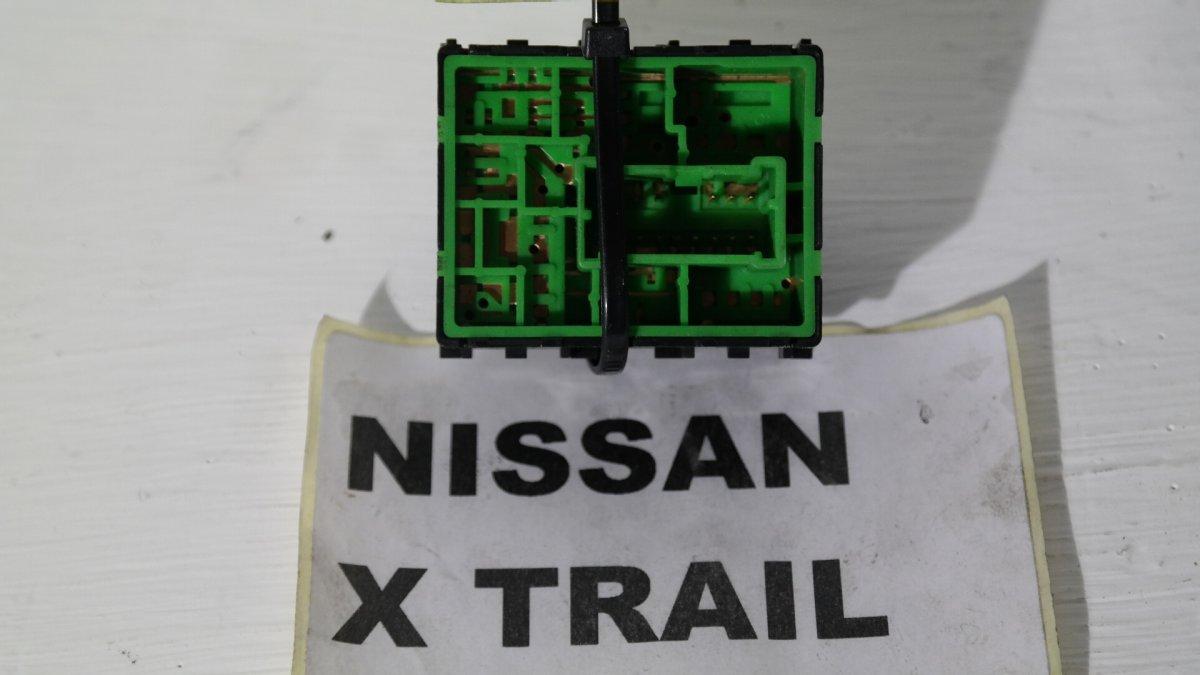 Nissan x-trail dal 2001 al 2006 pulsanti regola specchietti