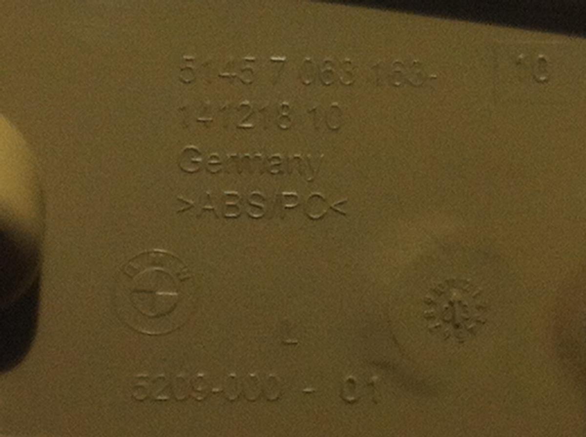 51457063163 PORTA OGGETTI  BMW 530 2006 <br />