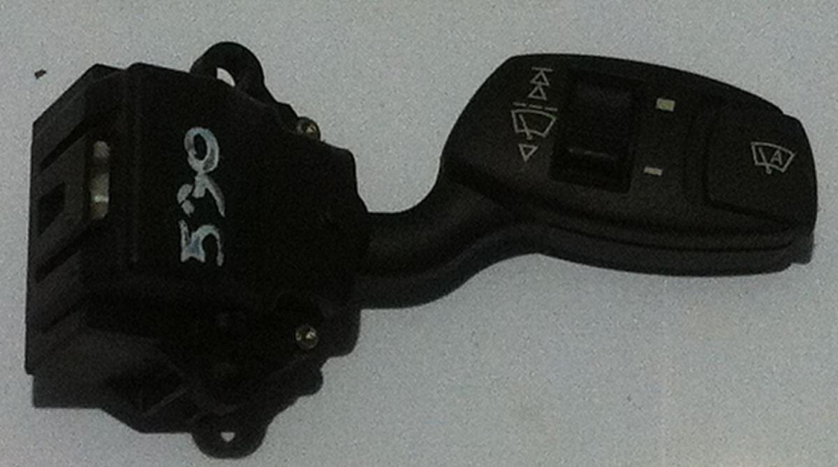 6924106A LEVA COMANDI TERGICRISTALLI  BMW 530 2006 <br />